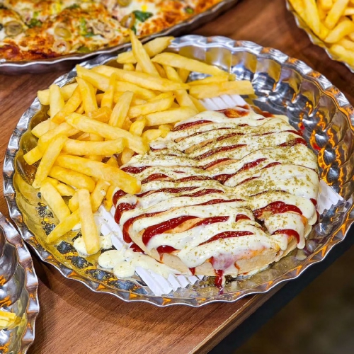  عکس پيتزا پيراشکي مخصوص